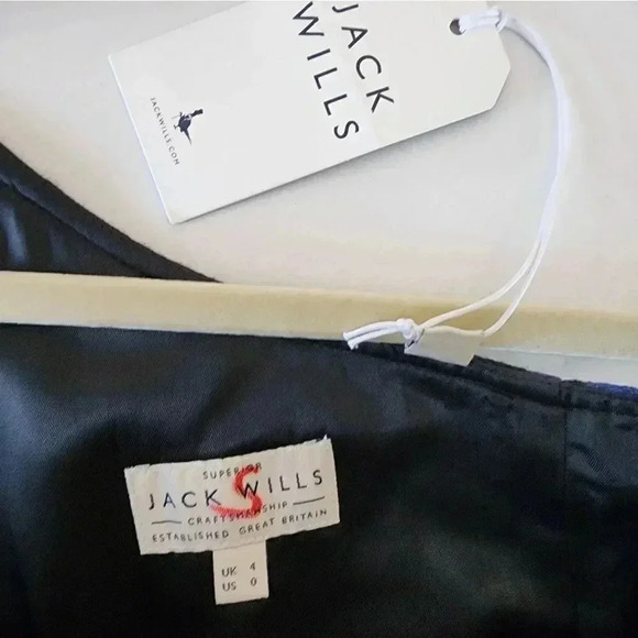 Jack Wills one shoulder bow crop top - Picture 10 of 16